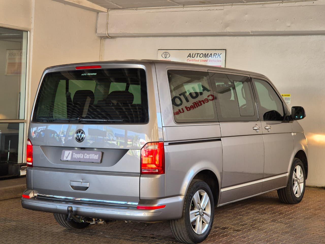 Silver Thulamo shuttle rear view
